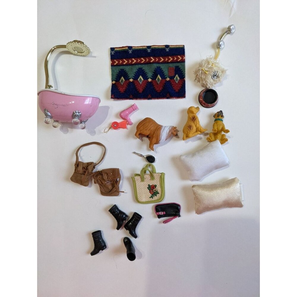 Bratz Doll Accessories Lot Bath Tub Dogs Blow Dryer Boots Bags & More Cute Bundl